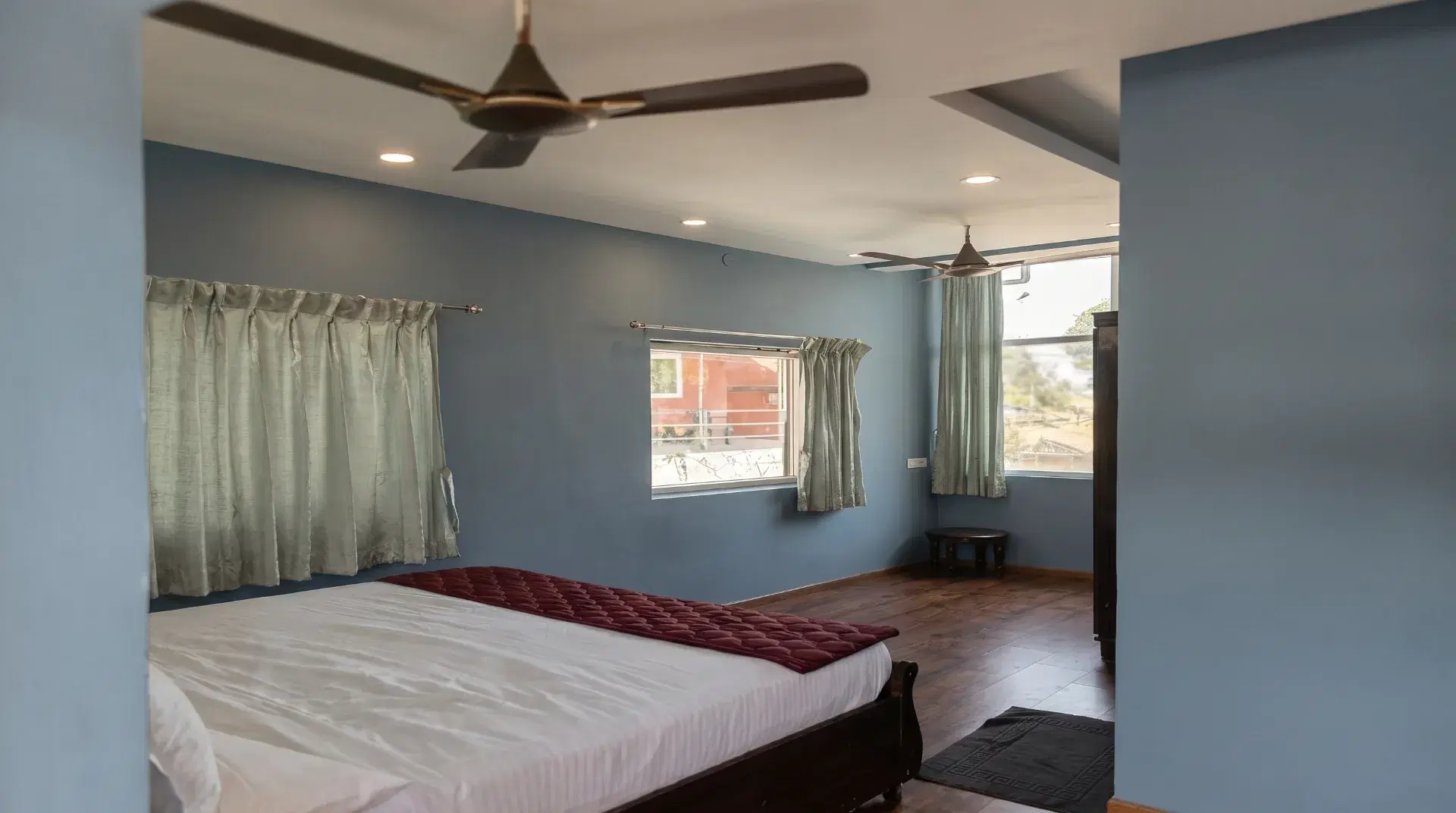 Junior Suite Room